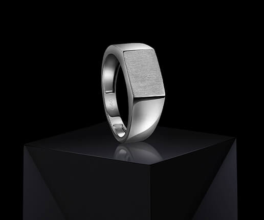The Platinum Seamless Angular Ring for men