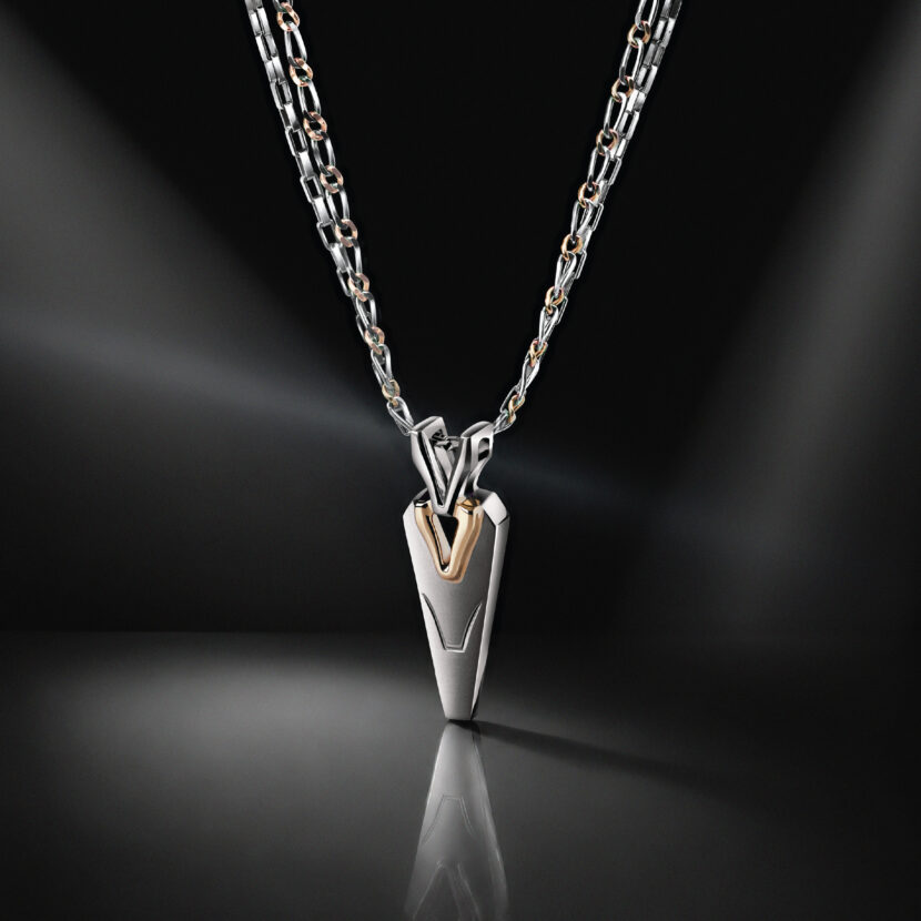 The Platinum Edge Pendant with Chain