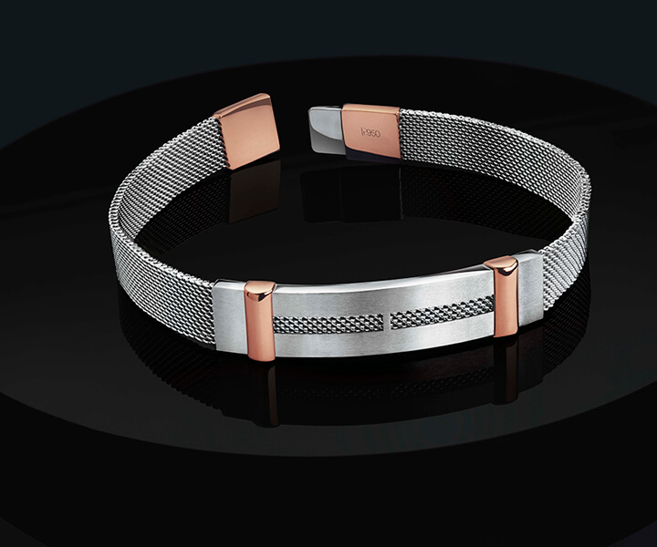 The Platinum Fluid Mesh Bracelet