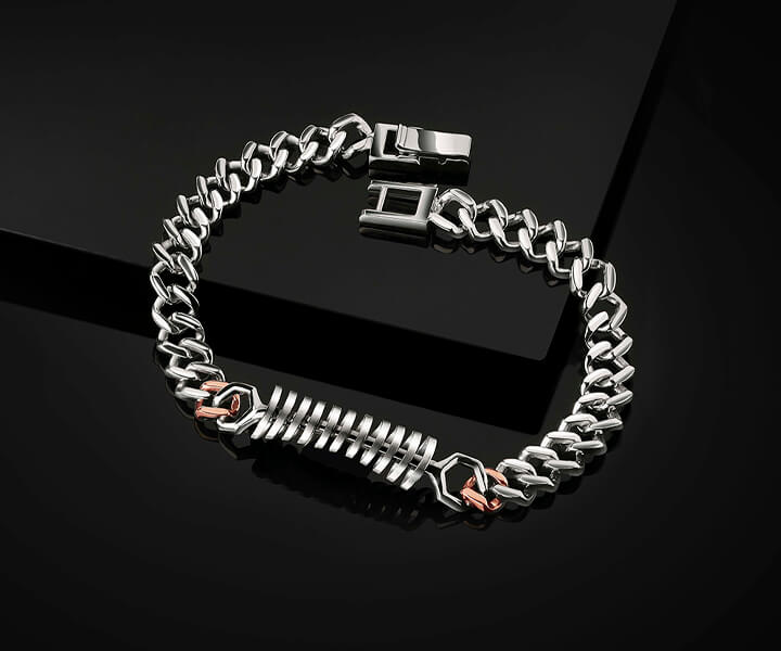 The Platinum Seamless Spiral Bracelet