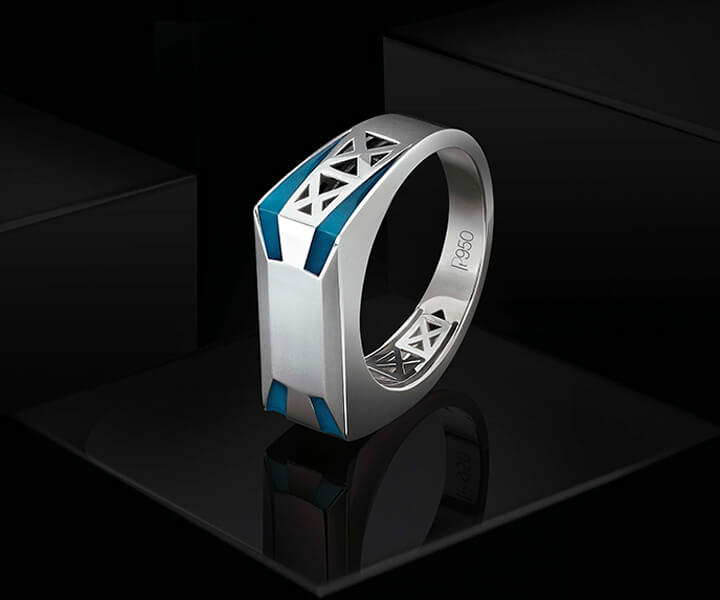 The Platinum Serene Blue Cube Ring