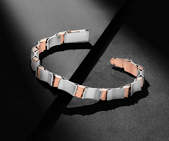 The Platinum Distinctive Arcs Bracelet